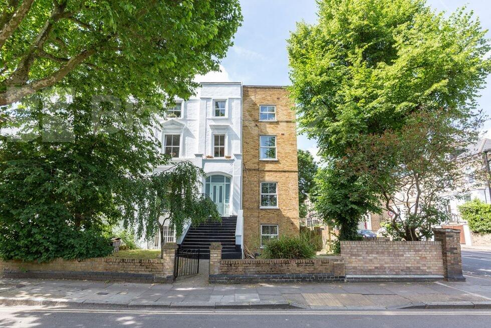 1 bed 1st Floor Flat for rent in Islington. From Black Katz - Islington