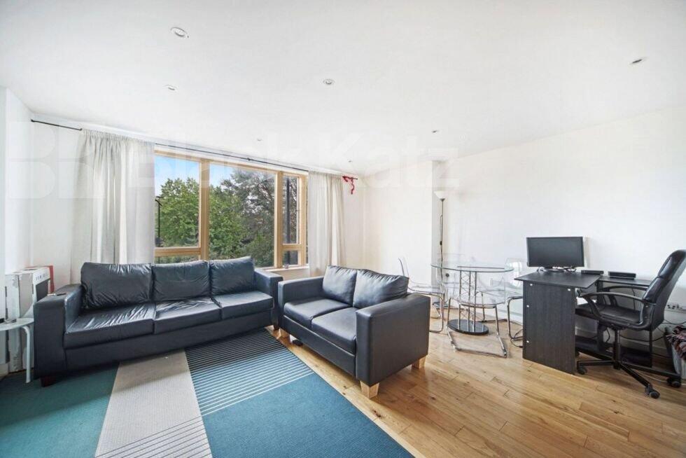 2 bed 1st Floor Flat for rent in Camden Town. From Black Katz - Islington