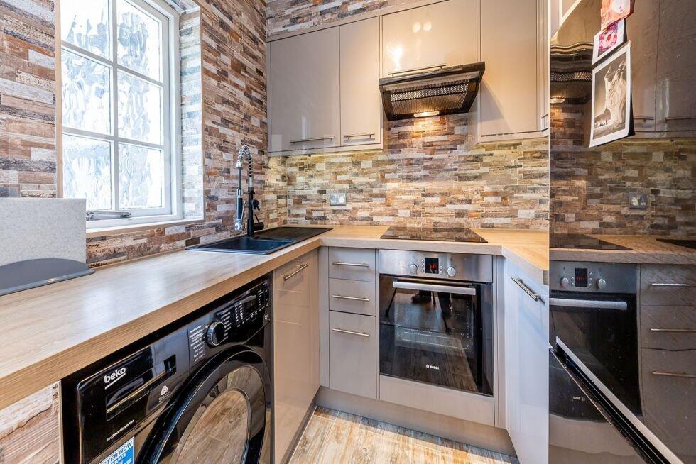 1 bed 1st Floor Flat for rent in Islington. From Black Katz - Islington