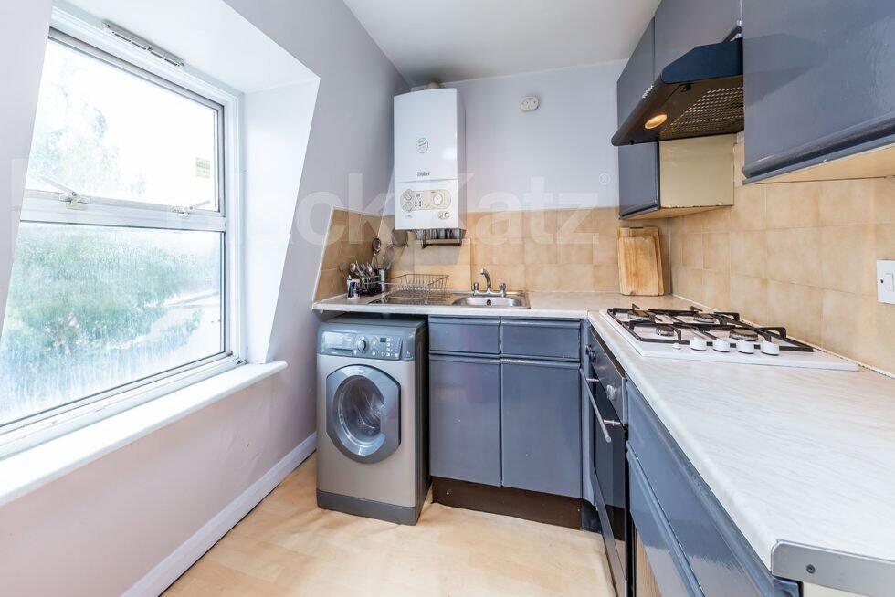 2 bed 1st Floor Flat for rent in Hackney. From Black Katz - Islington