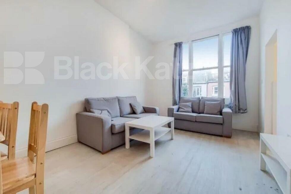 5 bed 1st Floor Flat for rent in Hornsey. From Black Katz - Islington