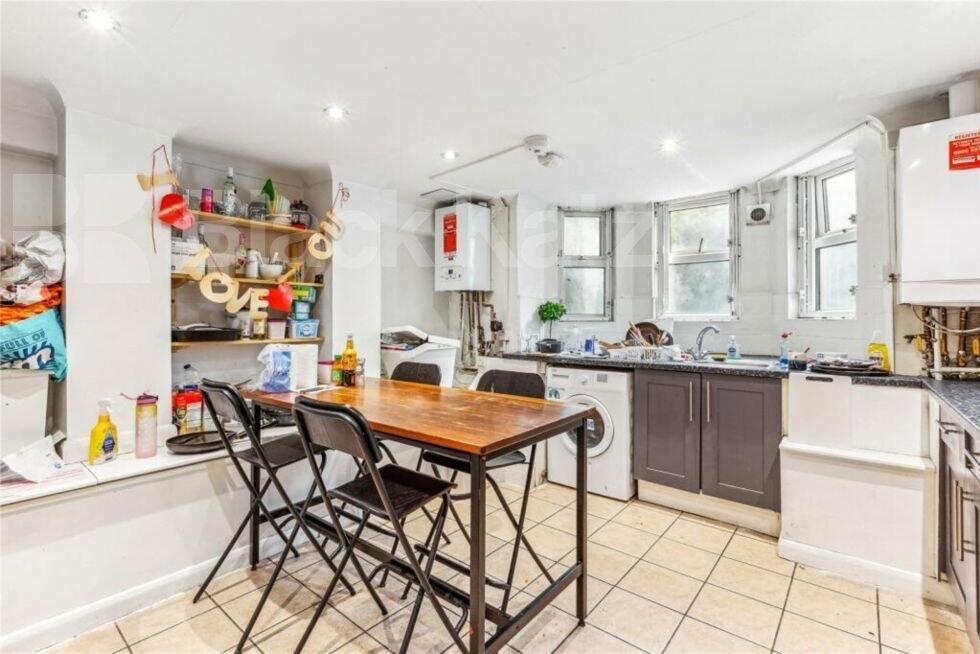 6 bed Detached for rent in Camden Town. From Black Katz - Islington