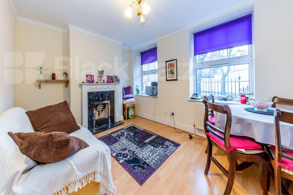 2 bed 1st Floor Flat for rent in Islington. From Black Katz - Islington