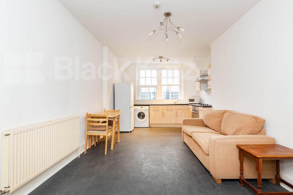 1 bed 1st Floor Flat for rent in London. From Black Katz - Islington
