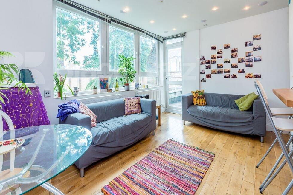 3 bed 1st Floor Flat for rent in Hornsey. From Black Katz - Islington