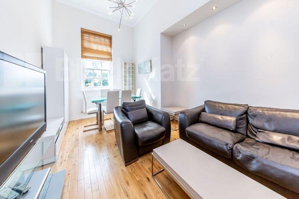 2 bed 1st Floor Flat for rent in Southgate. From Black Katz - Islington 2 bed 1st Floor Flat for rent in Southgate. From Black Katz - Islington