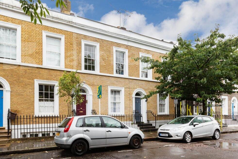 3 bed 1st Floor Flat for rent in Islington. From Black Katz - Islington