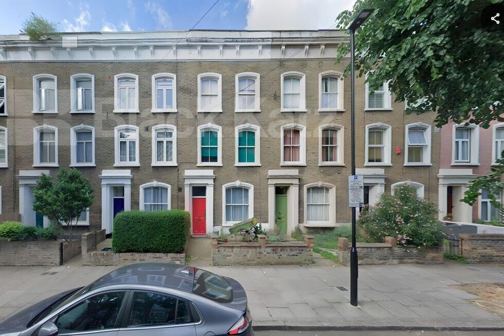 6 bed 1st Floor Flat for rent in Stoke Newington. From Black Katz - Islington 6 bed 1st Floor Flat for rent in Stoke Newington. From Black Katz - Islington