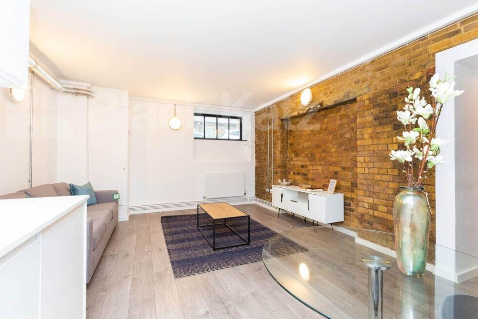1 bed 1st Floor Flat for rent in Hackney. From Black Katz - Islington