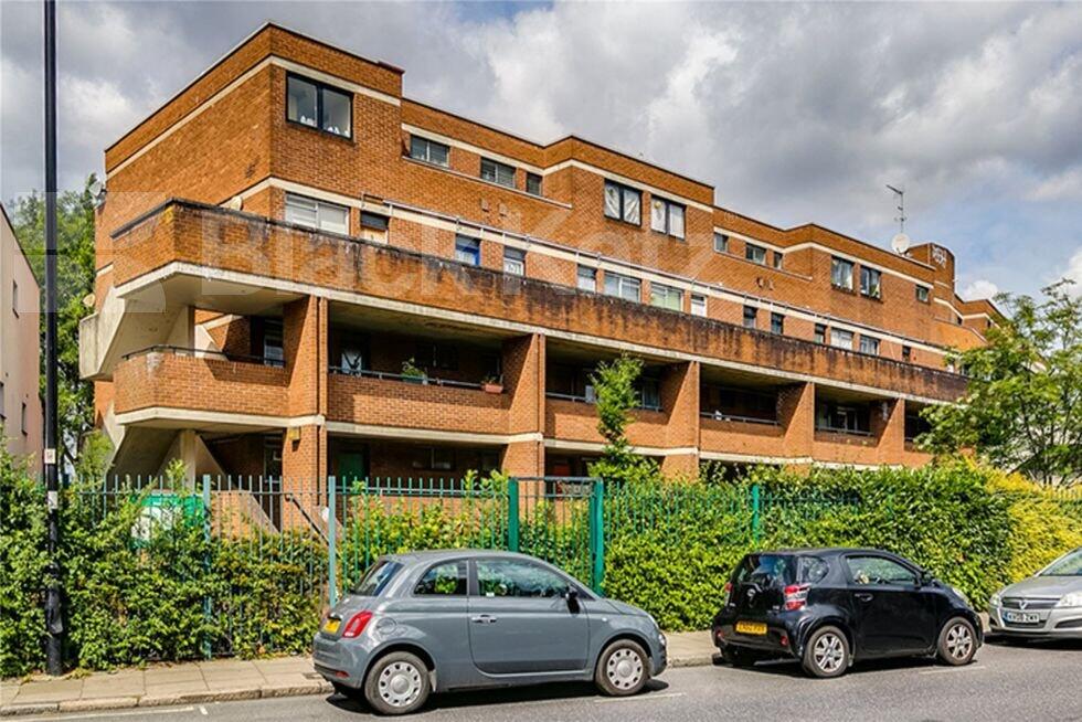 3 bed 1st Floor Flat for rent in Camden Town. From Black Katz - Islington