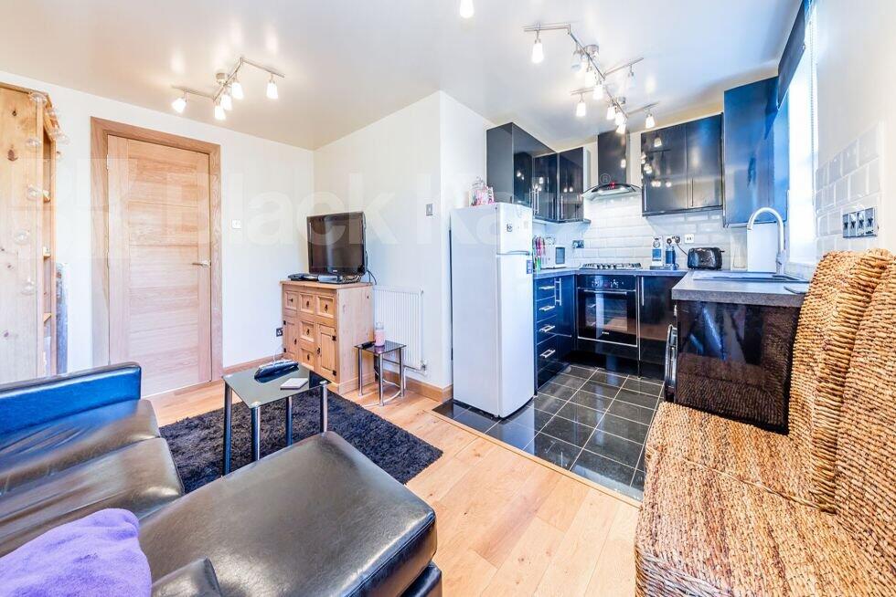 1 bed 1st Floor Flat for rent in Islington. From Black Katz - Islington