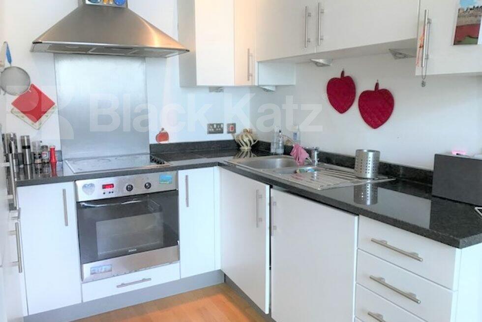1 bed 1st Floor Flat for rent in Islington. From Black Katz - Islington