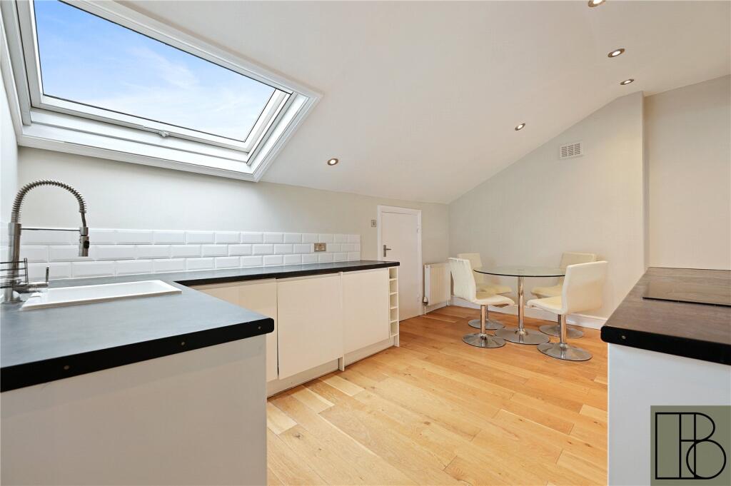 2 bed Apartment for rent in London. From Bloom Residential - London