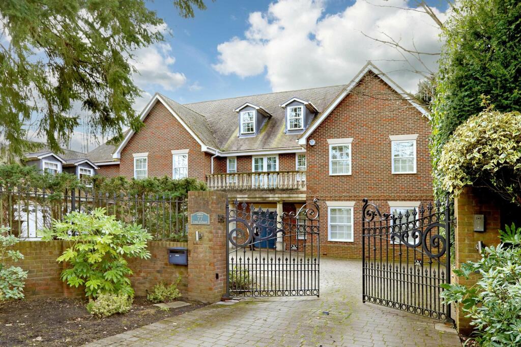 7 bed Detached House for rent in Beaconsfield. From Bovingdons - Beaconsfield