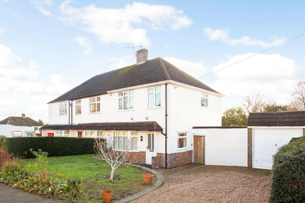 3 bed Semi Detached for rent in Leatherhead. From Boyce Thornton - Oxshott 3 bed Semi Detached for rent in Leatherhead. From Boyce Thornton - Oxshott