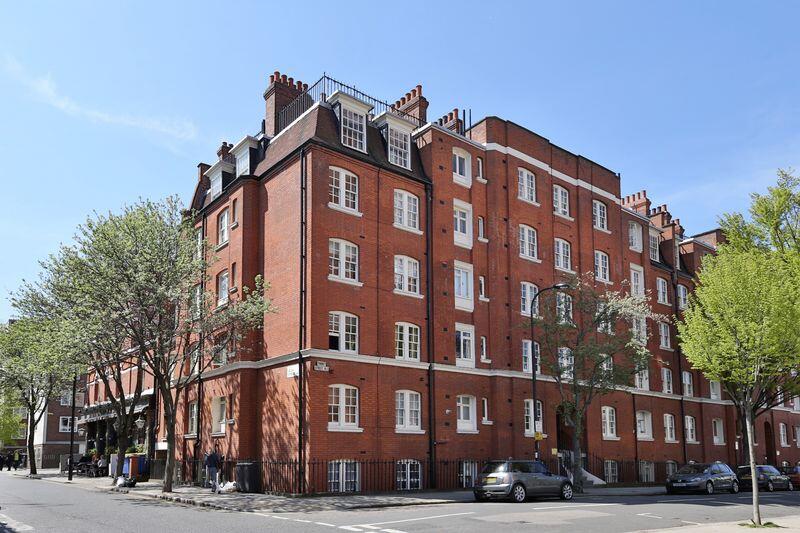 2 bed 1st Floor Flat for rent in London. From BPS London - London