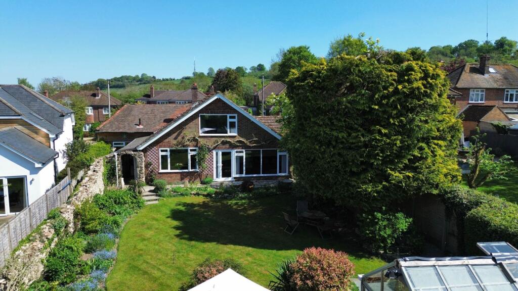 4 bed Detached for rent in Marlborough. From Brearley & Rich - Marlborough 4 bed Detached for rent in Marlborough. From Brearley & Rich - Marlborough
