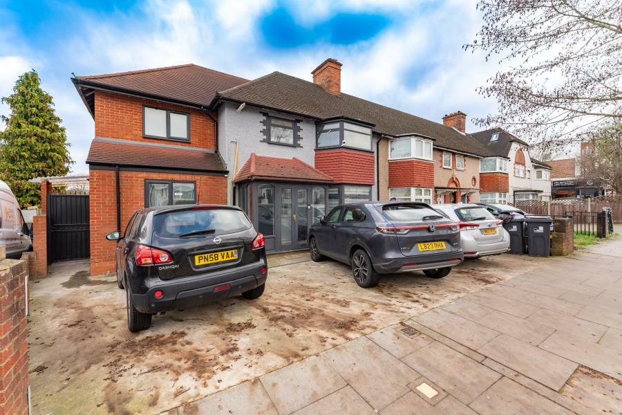 1 bed Apartment for rent in Greenford. From Brendons Estate Agents - Ealing