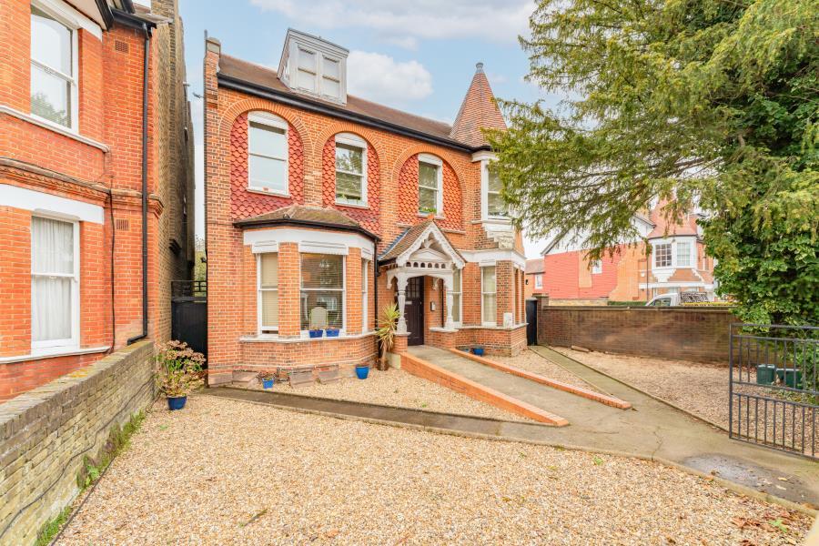 1 bed Apartment for rent in Acton. From Brendons Estate Agents - Ealing