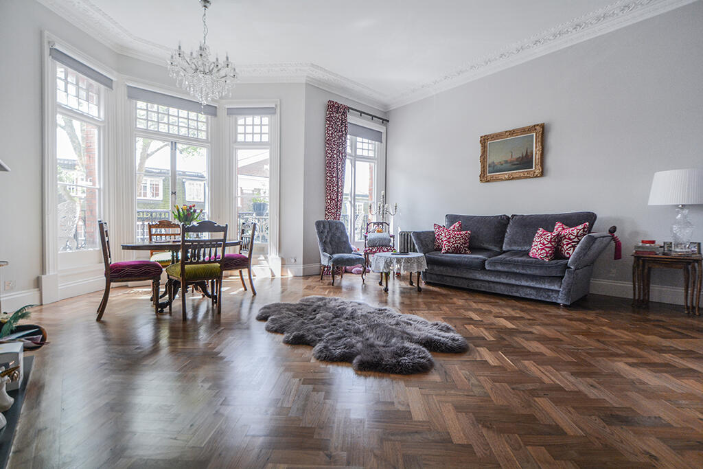 2 bed Apartment for rent in Chelsea. From Breteuil - Fulham