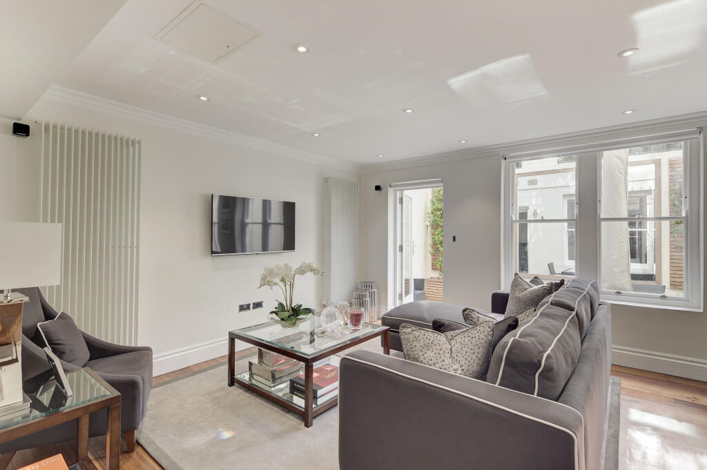 2 bed Apartment for rent in London. From Breteuil - Fulham