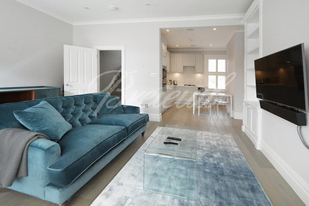 3 bed Annexe for rent in Fulham. From Breteuil - Fulham