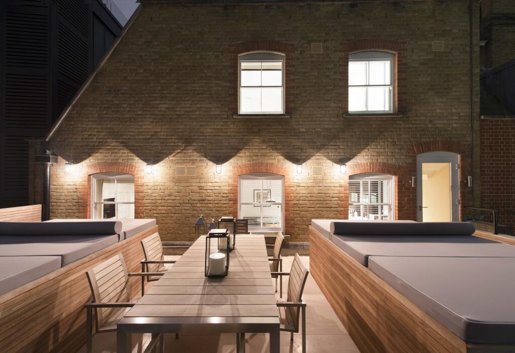 2 bed Annexe for rent in London. From Breteuil - Fulham 2 bed Annexe for rent in London. From Breteuil - Fulham