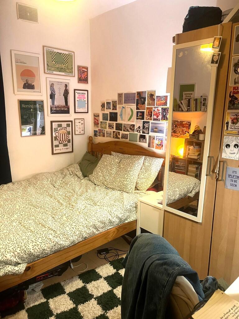 1 bed HMO for rent in Bow. From Brian Thomas Estate Agents - Seven Kings