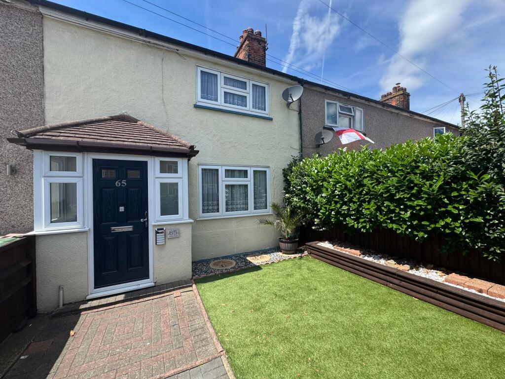 3 bed Mid Terraced House for rent in Chadwell St Mary. From Brookings - Dagenham