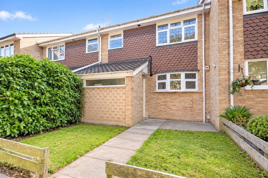 3 bed Mid Terraced House for rent in Dagenham. From Brookings - Dagenham 3 bed Mid Terraced House for rent in Dagenham. From Brookings - Dagenham
