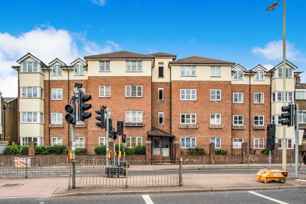 2 bed Flat for rent in Watford. From Brown & Merry - Watford Lettings