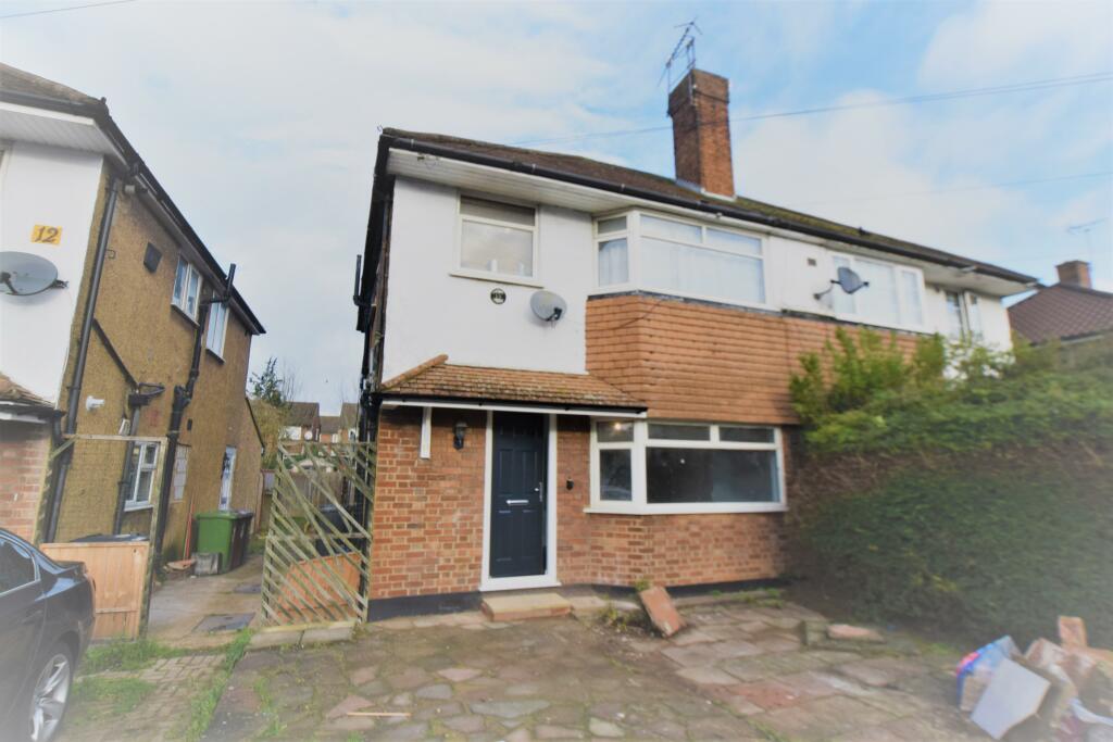 2 bed Maisonette for rent in Bushey. From Brown & Merry - Watford Lettings