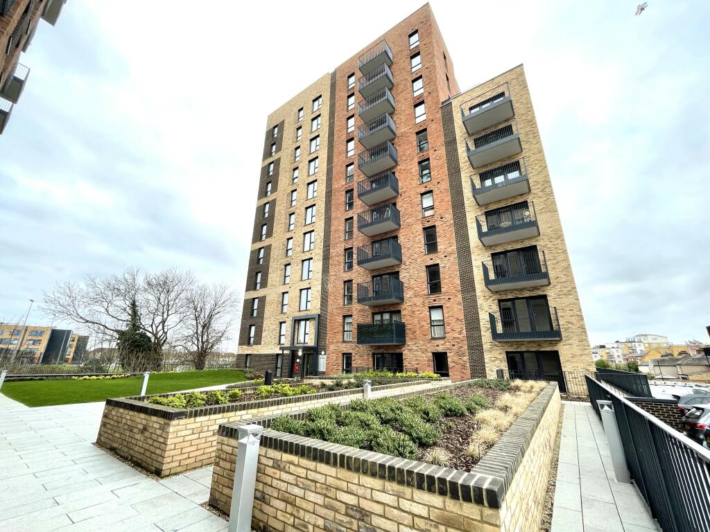 2 bed Apartment for rent in Watford. From Brown & Merry - Watford Lettings