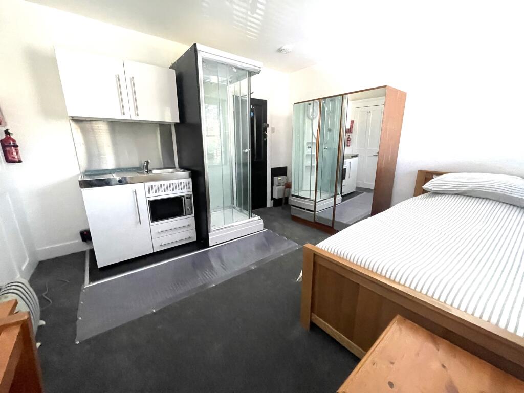 0 bed House Share for rent in Watford. From Brown & Merry - Watford