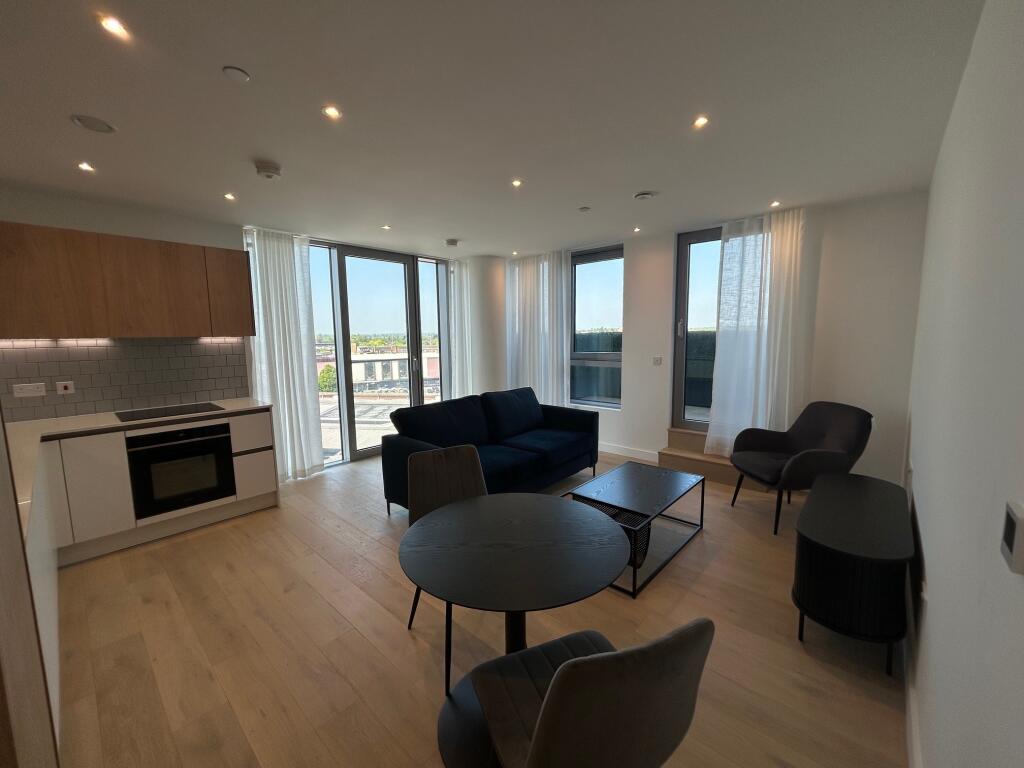 2 bed Apartment for rent in Watford. From Brown & Merry - Watford