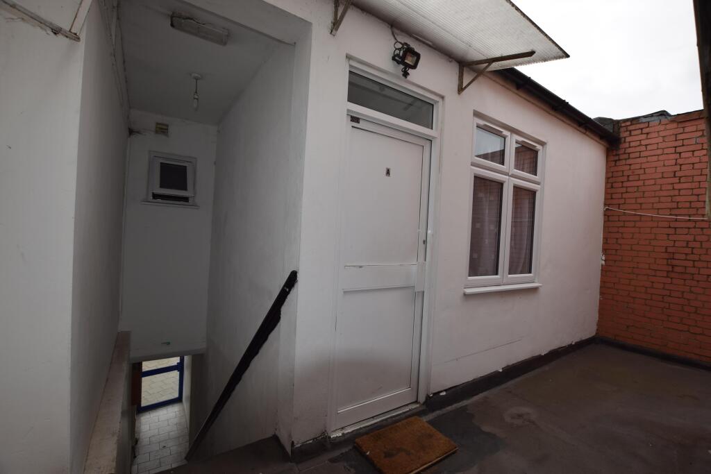 1 bed Apartment for rent in Watford. From Brown & Merry - Watford