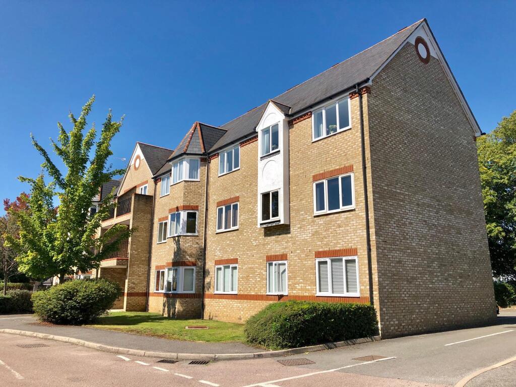 2 bed Apartment for rent in Watford. From Brown & Merry - Watford