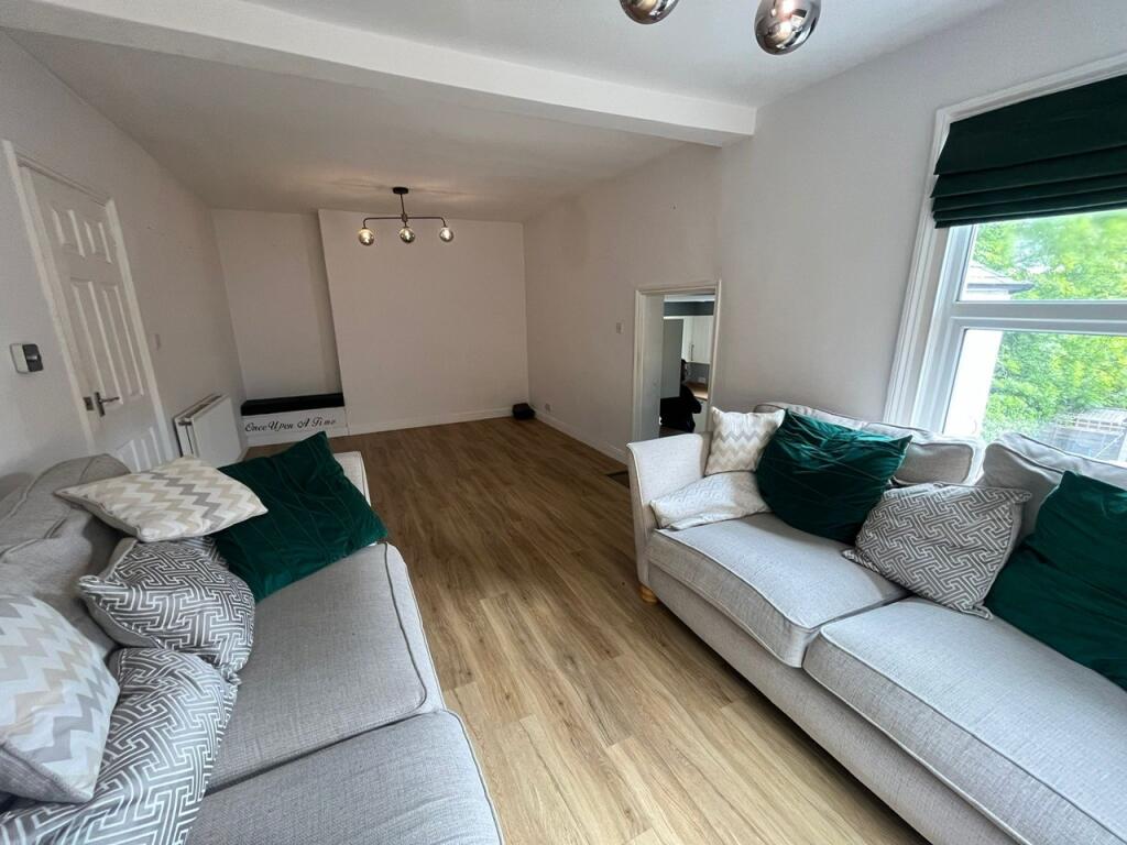 2 bed Annexe for rent in Watford. From Brown & Merry - Watford