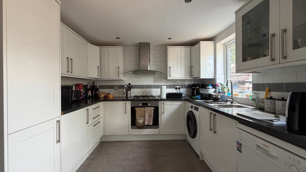 5 bed Detached for rent in Harrow. From Brown & Merry - Watford