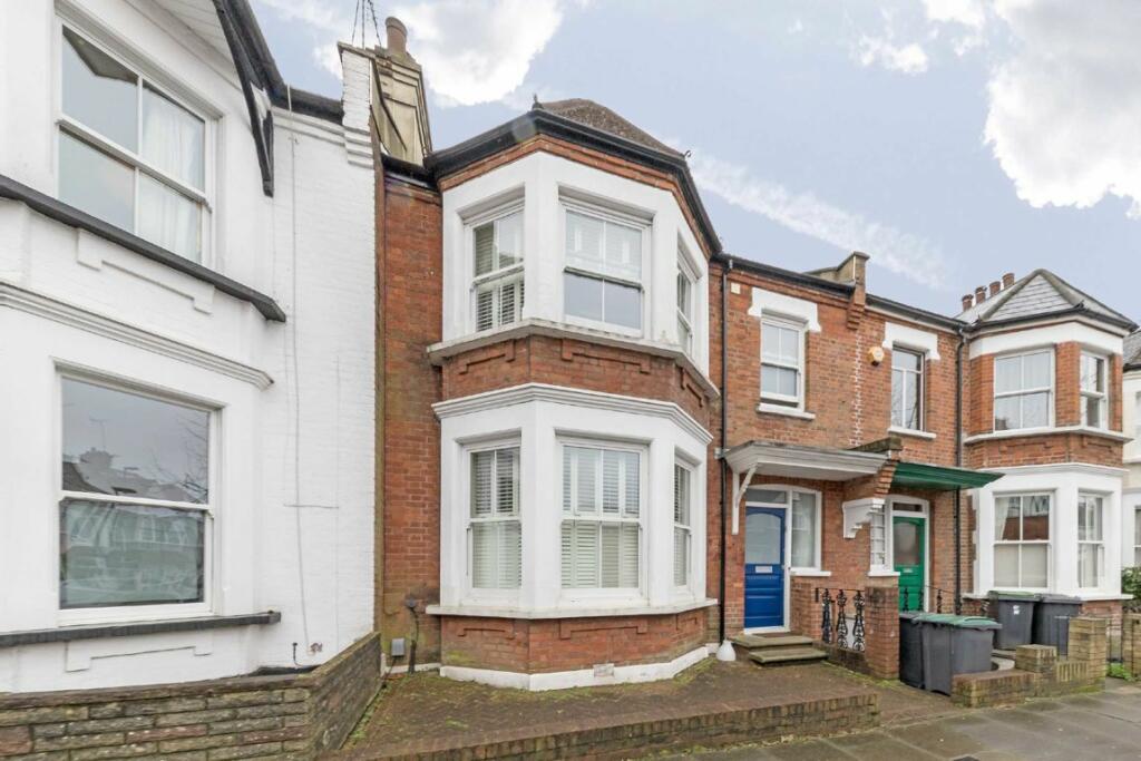 4 bed Mid Terraced House for rent in London. From C J Delemere International - Muswell Hill