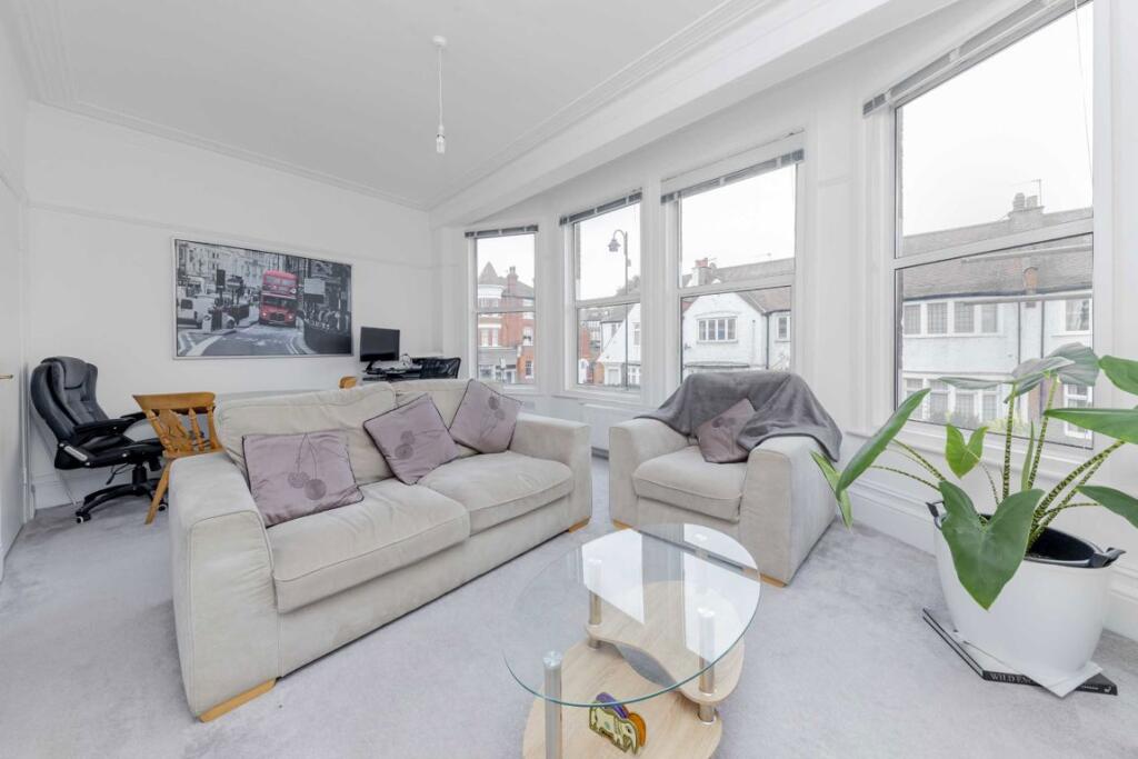 2 bed 1st Floor Flat for rent in Hornsey. From Dexters - Muswell Hill
