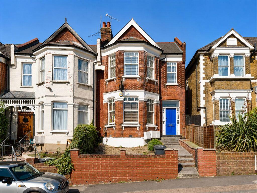 1 bed 1st Floor Flat for rent in London. From Dexters - Muswell Hill
