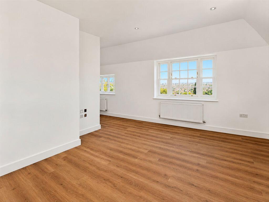 2 bed 1st Floor Flat for rent in Hornsey. From Dexters - Muswell Hill