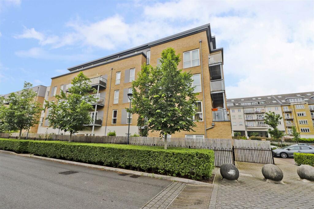 1 bed Apartment for rent in West Drayton. From Cameron Group