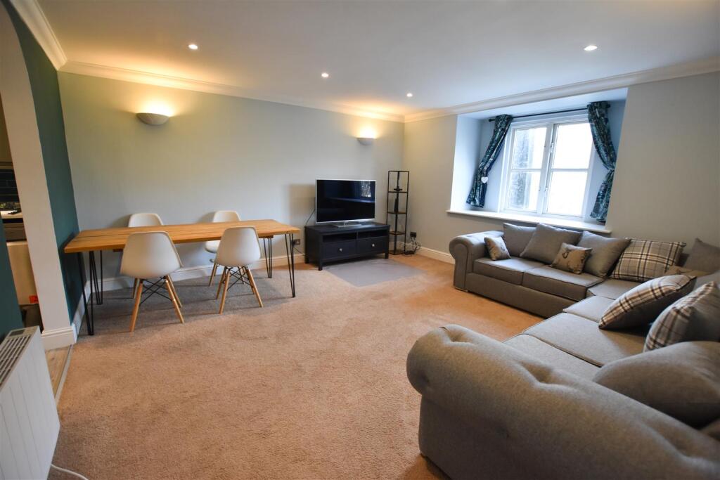 2 bed Apartment for rent in West Drayton. From Cameron Group