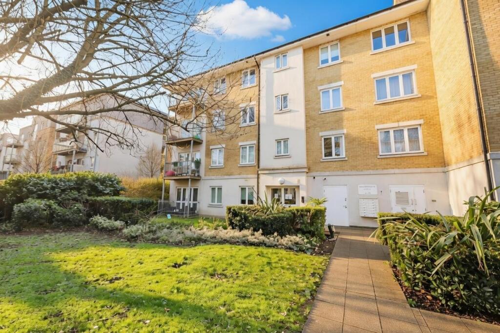 1 bed Apartment for rent in West Drayton. From Cameron Group 1 bed Apartment for rent in West Drayton. From Cameron Group