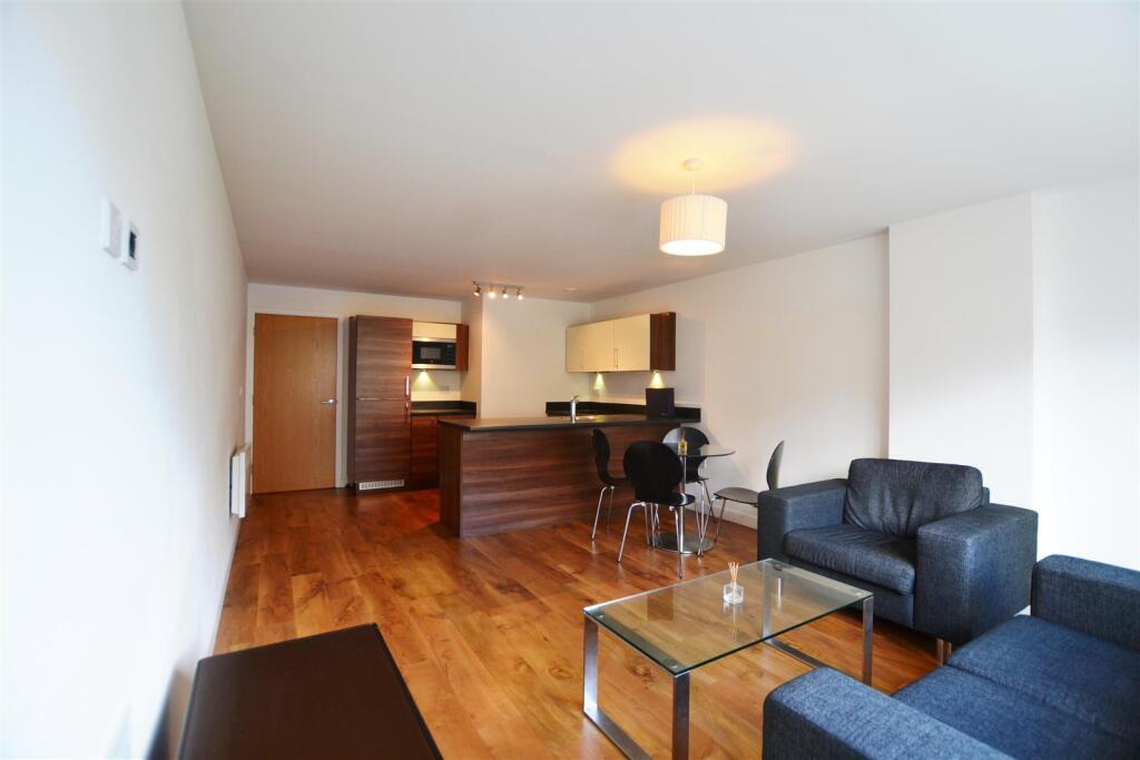 2 bed Apartment for rent in West Drayton. From Cameron Group 2 bed Apartment for rent in West Drayton. From Cameron Group