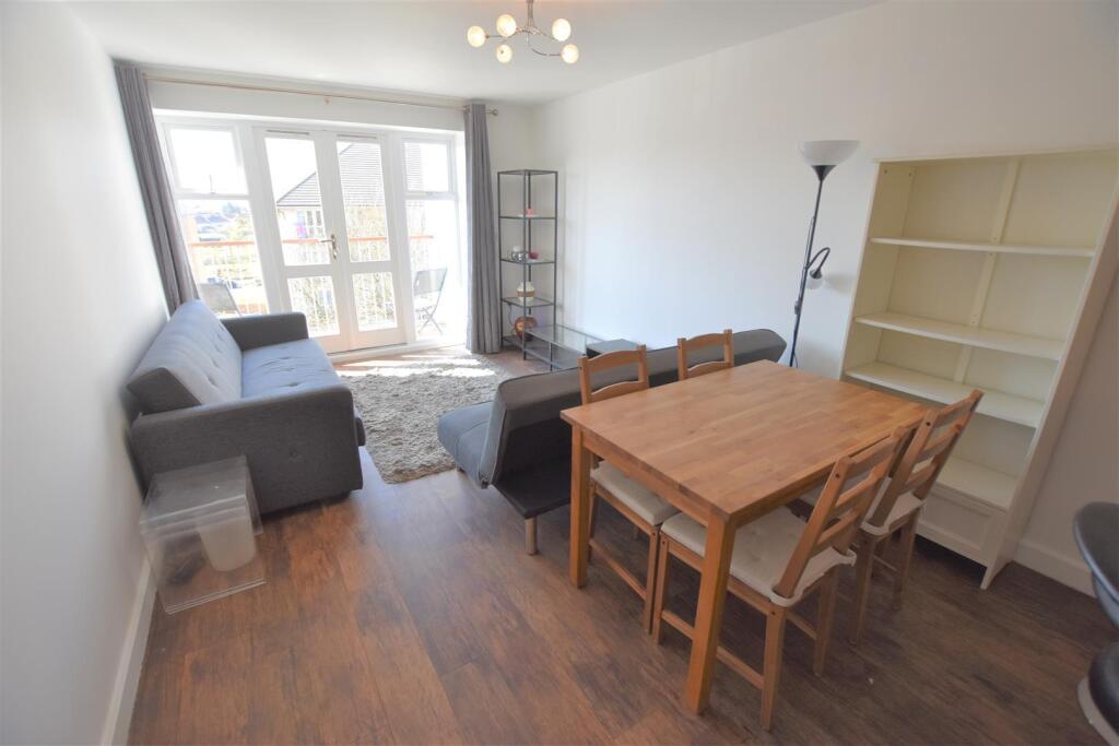 2 bed Apartment for rent in West Drayton. From Cameron Group