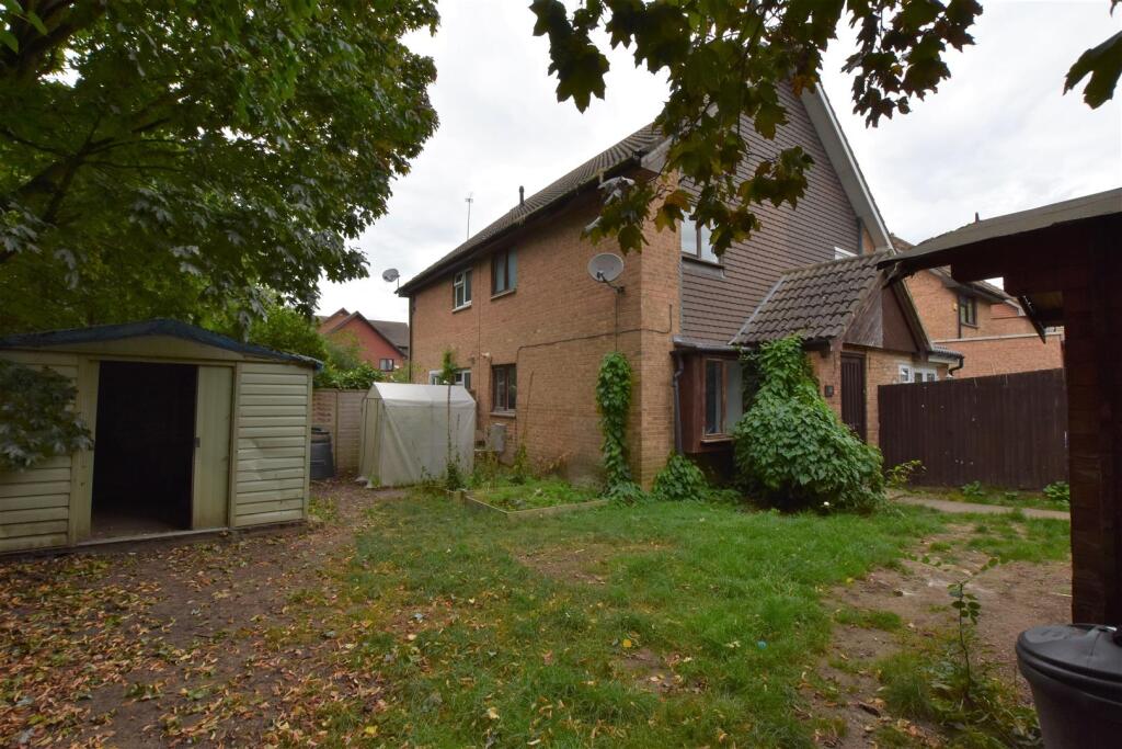 1 bed Detached for rent in West Drayton. From Cameron Group