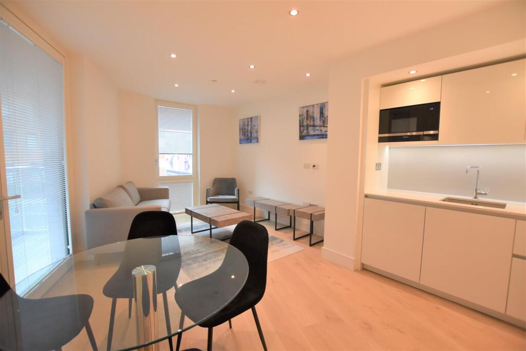 2 bed Apartment for rent in West Drayton. From Cameron Group